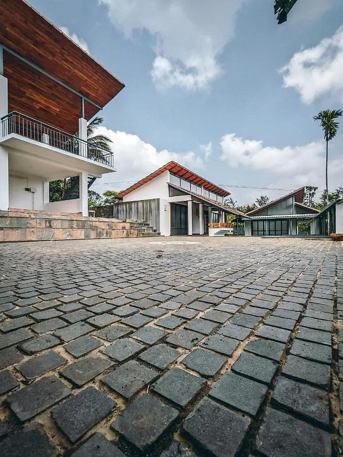 Tangerine Tales Premium Villa By Lexstays Wayanad 0*,  Indie